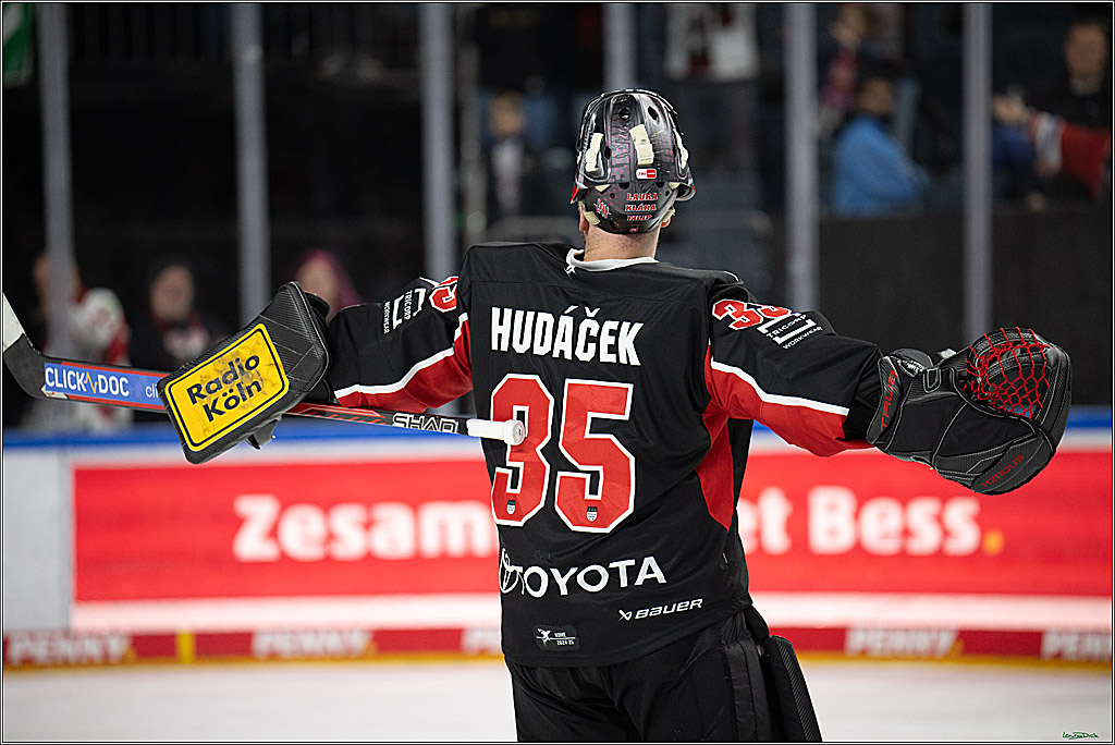PENNY DEL; Koelner Haie-Duesseldorfer EG ; Koeln, 16.02.2025